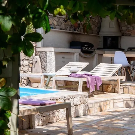 Christianna Studios *