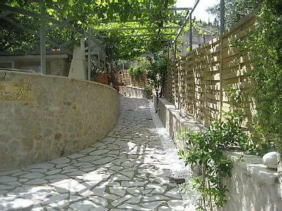 Christianna Studios Áyios Nikítas