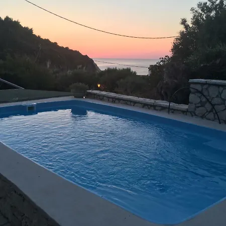 Christianna דירה *